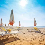Stylish 50mt From The Sea With Pool Access * 비비오네