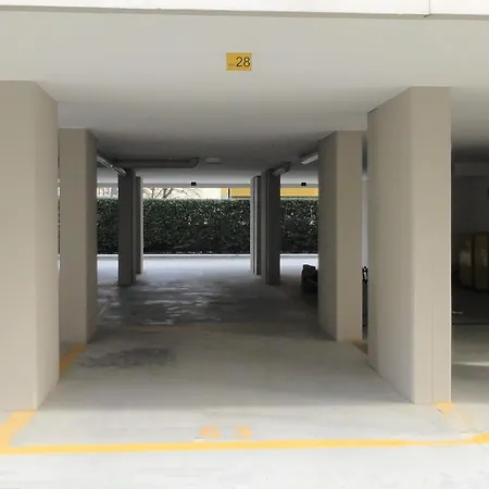 Stylish 50mt From The Sea With Pool Access *